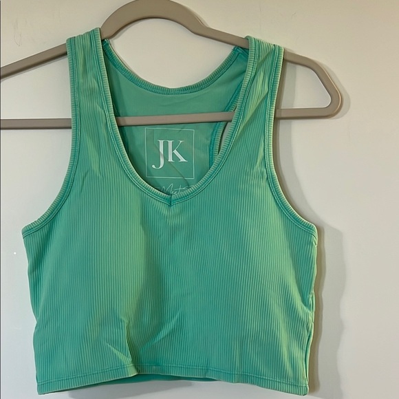 Green Fitted Crop Tank Top - Picture 1 of 7